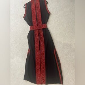 Traditional Embbroidered Abaya Sleevless Palestinian-Jordanian Style Embroidery